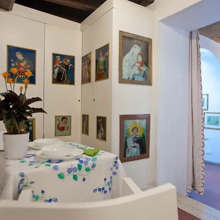 Apartment In Arco Ciambella Loft Rom